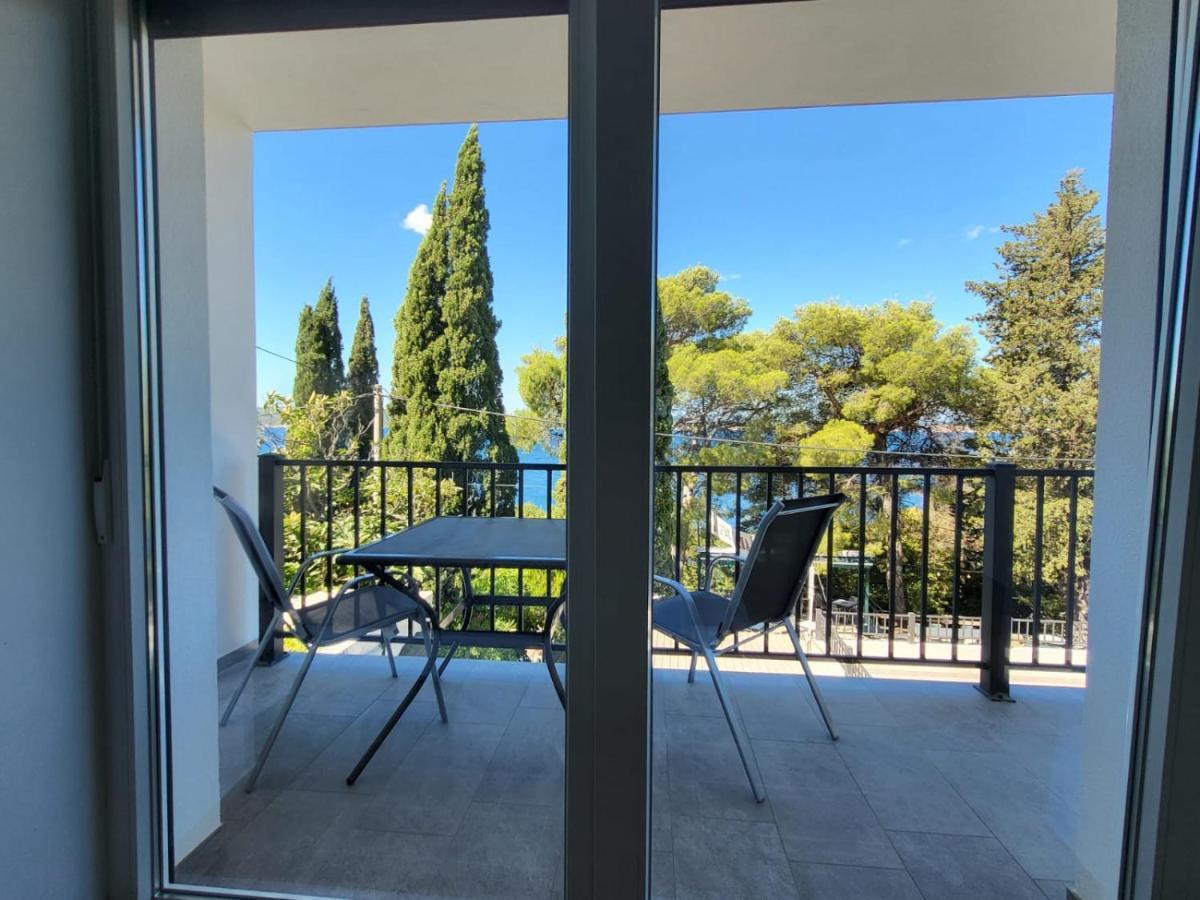 Fantasia Del Mare Apartment And Rooms Dramalj Bagian luar foto