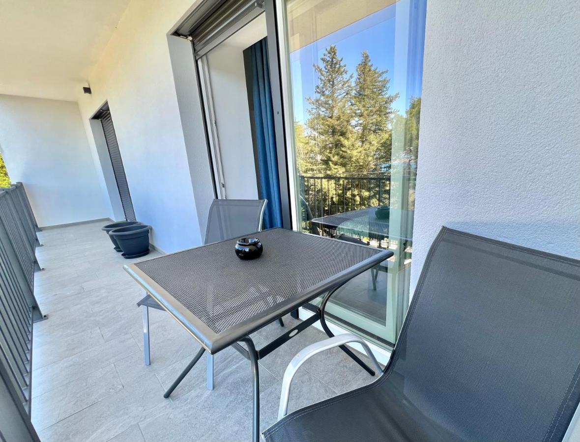 Fantasia Del Mare Apartment And Rooms Dramalj Bagian luar foto