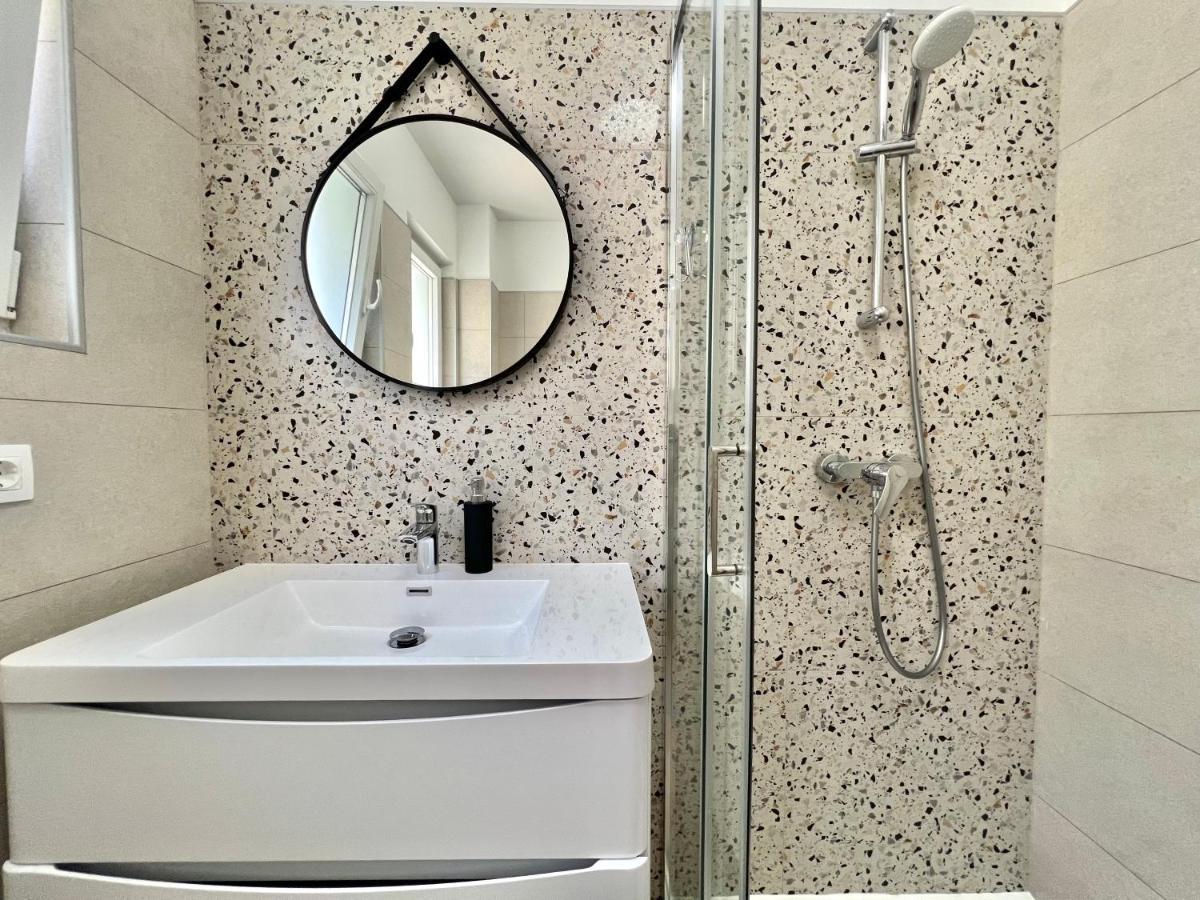 Fantasia Del Mare Apartment And Rooms Dramalj Bagian luar foto
