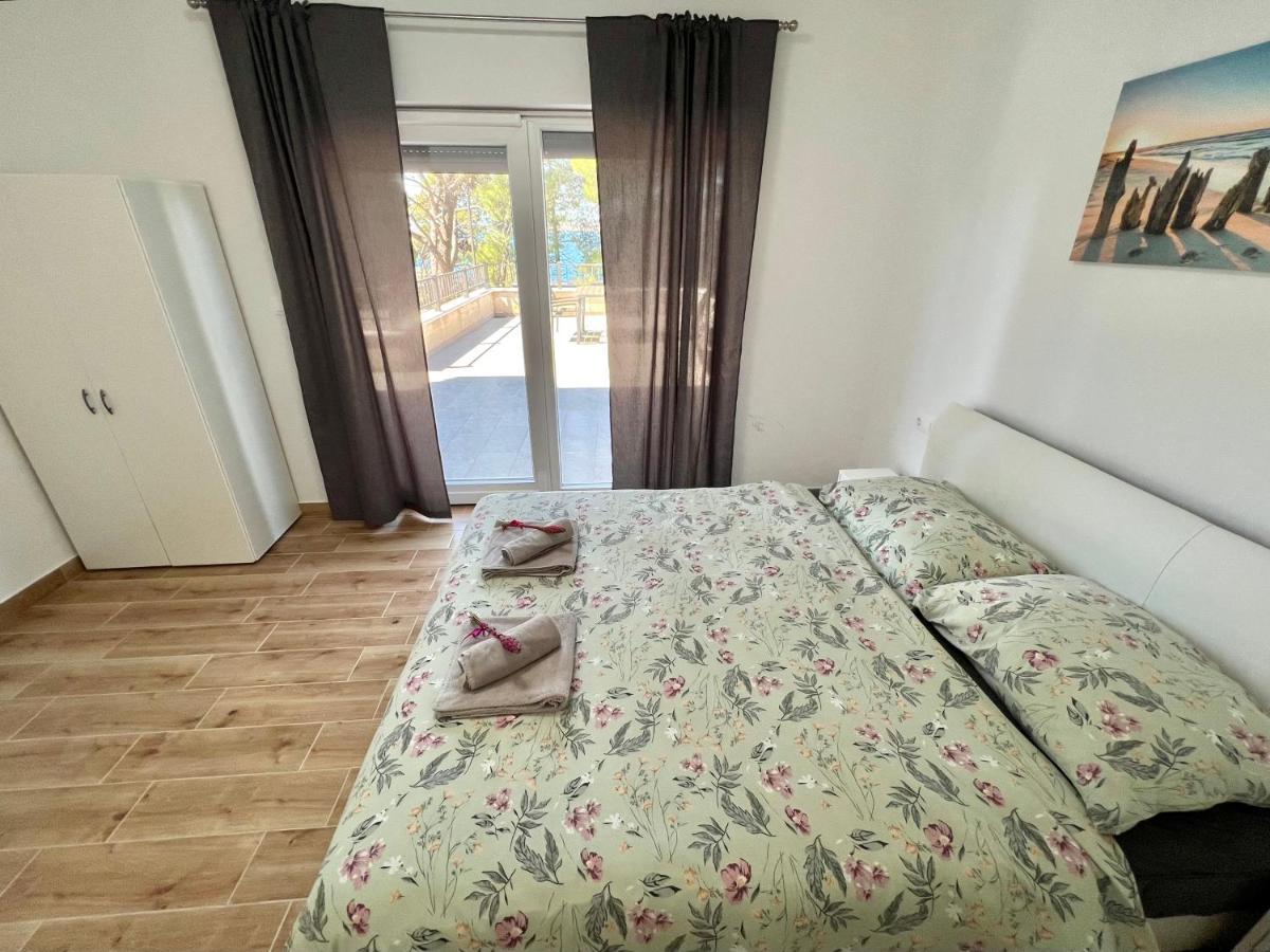 Fantasia Del Mare Apartment And Rooms Dramalj Bagian luar foto