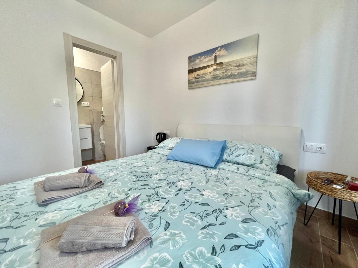 Fantasia Del Mare Apartment And Rooms Dramalj Bagian luar foto