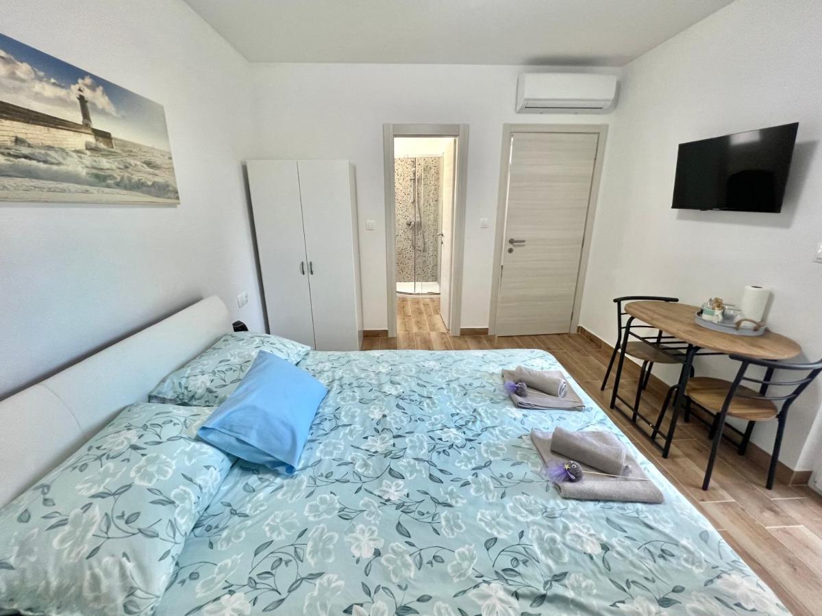 Fantasia Del Mare Apartment And Rooms Dramalj Bagian luar foto
