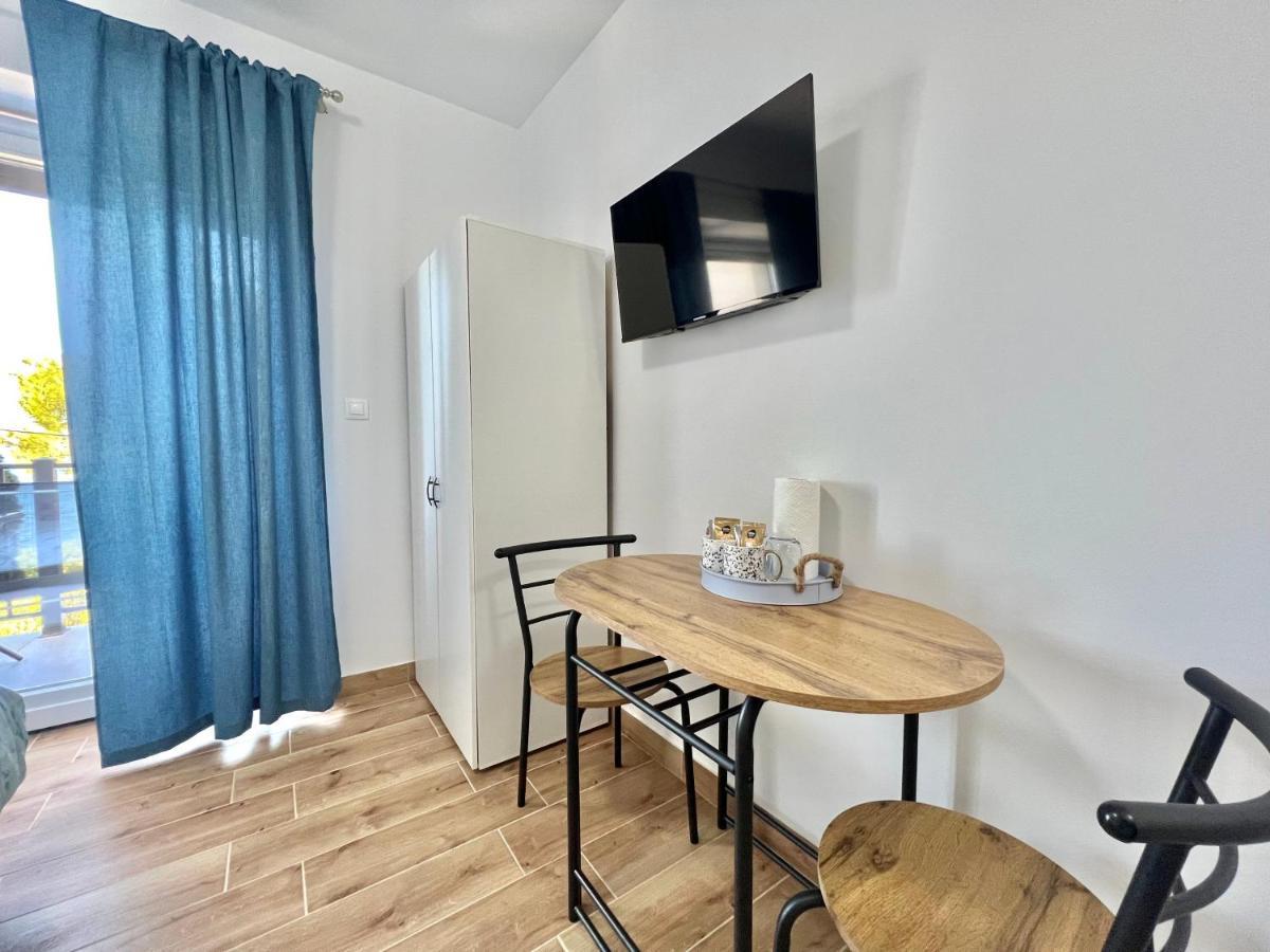 Fantasia Del Mare Apartment And Rooms Dramalj Bagian luar foto