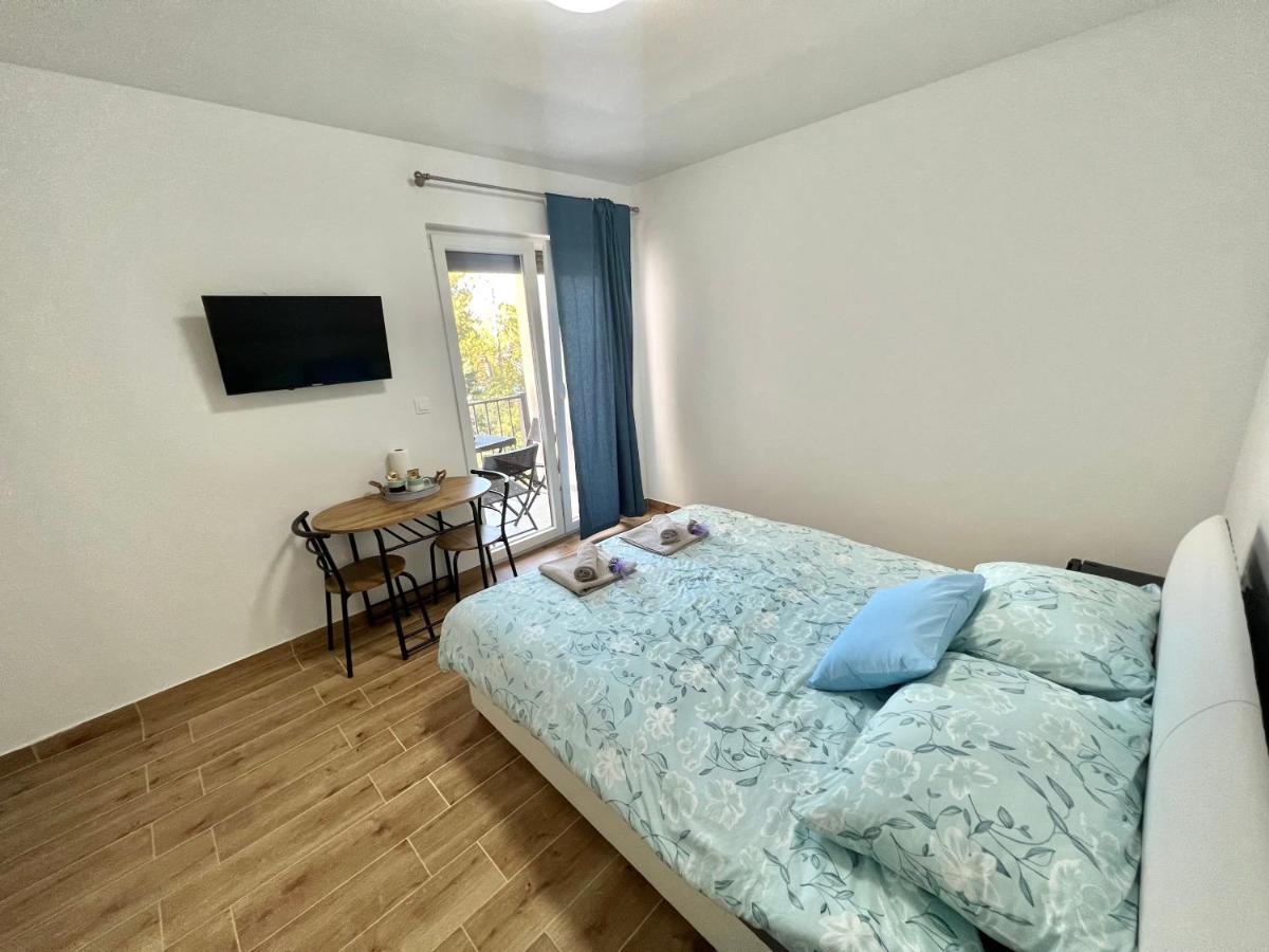 Fantasia Del Mare Apartment And Rooms Dramalj Bagian luar foto